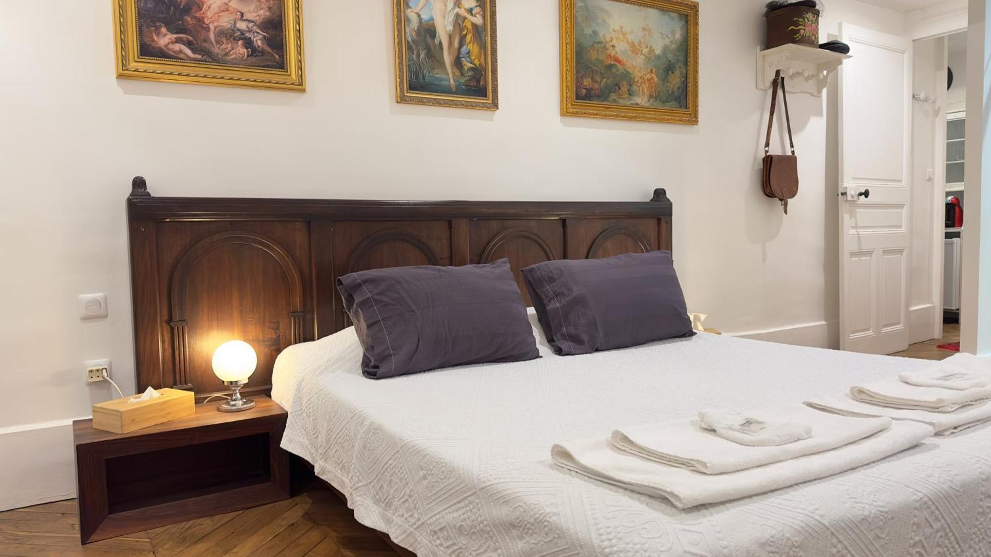 Chambre De Charme Au Coeur Du Vieux Valence - Confort & Calme Kültér fotó
